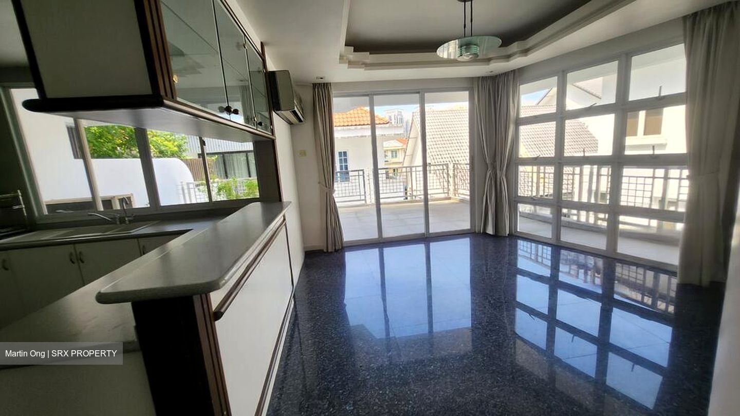 East Coast Hill (D16), Terrace #502484791